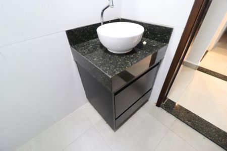 Casa para alugar com 250m², 5 quartos e 5 vagasLavabo