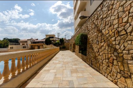 Apartamento à venda com 185m², 2 quartos e 1 vaga Apartamento à venda com 185m², 2 quartos e 1 vagaÁrea comum