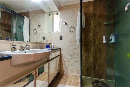 Apartamento à venda com 185m², 2 quartos e 1 vaga Apartamento à venda com 185m², 2 quartos e 1 vagaBanheiro