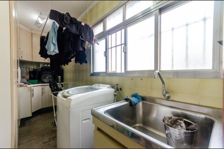 Apartamento à venda com 185m², 2 quartos e 1 vaga Apartamento à venda com 185m², 2 quartos e 1 vagaÁrea de Serviço