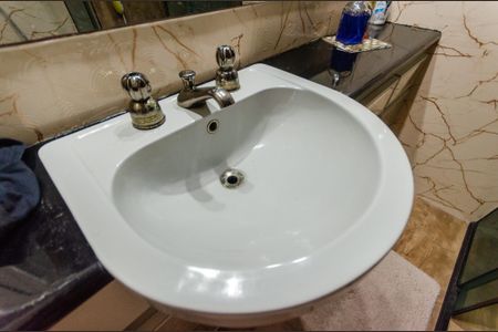 Apartamento à venda com 185m², 2 quartos e 1 vaga Apartamento à venda com 185m², 2 quartos e 1 vagaBanheiro