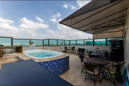 Apartamento à venda com 185m², 2 quartos e 1 vaga Apartamento à venda com 185m², 2 quartos e 1 vagaTerraço - Piscina