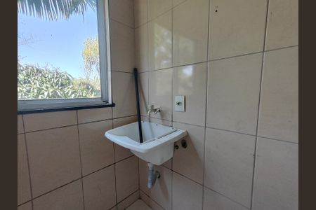 Apartamento para alugar com 45m², 2 quartos e sem vagaCozinha e Área de Serviço