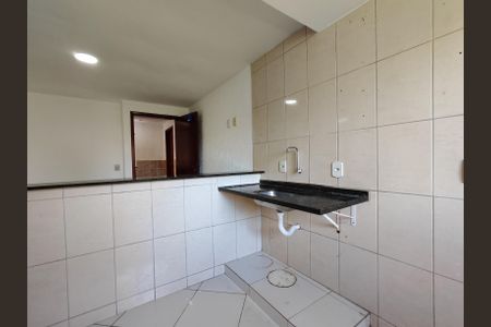 Apartamento para alugar com 45m², 2 quartos e sem vagaCozinha e Área de Serviço