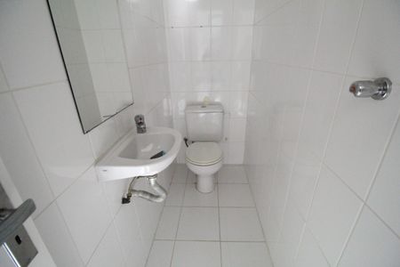 Apartamento para alugar com 91m², 2 quartos e 1 vagaÁrea de serviço - Banheiro