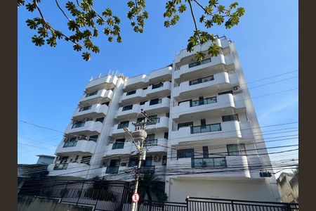 Apartamento para alugar com 91m², 2 quartos e 1 vaga Apartamento para alugar com 91m², 2 quartos e 1 vagaFachada