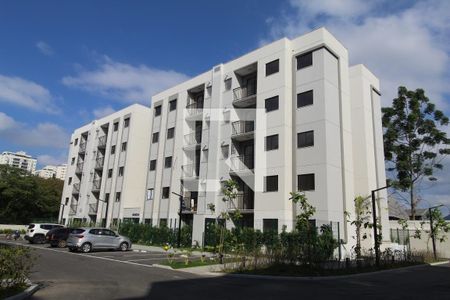 Apartamento para alugar com 45m², 2 quartos e 1 vaga Apartamento para alugar com 45m², 2 quartos e 1 vagaFachada