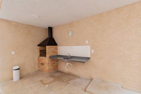 Apartamento à venda com 34m², 2 quartos e sem vaga Apartamento à venda com 34m², 2 quartos e sem vagaÁrea Comum - Churrasqueira