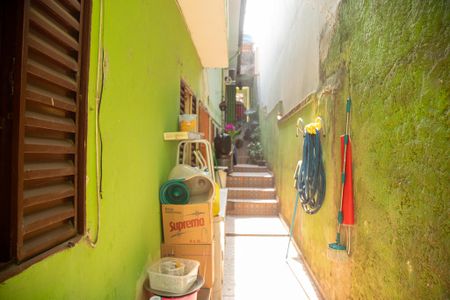 Casa à venda com 112m², 3 quartos e 2 vagas Casa à venda com 112m², 3 quartos e 2 vagasCorredor