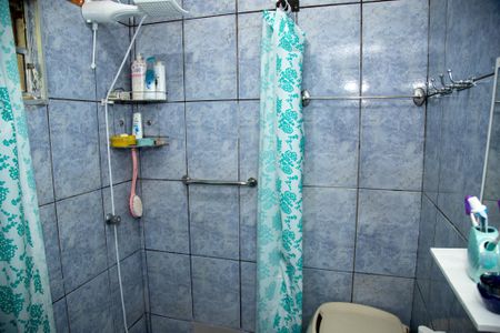 Casa à venda com 112m², 3 quartos e 2 vagas Casa à venda com 112m², 3 quartos e 2 vagasBanheiro