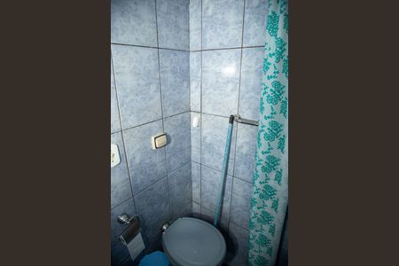 Casa à venda com 112m², 3 quartos e 2 vagas Casa à venda com 112m², 3 quartos e 2 vagasBanheiro