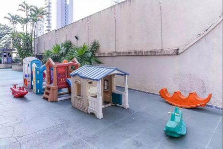 Apartamento à venda com 120m², 3 quartos e 1 vaga Apartamento à venda com 120m², 3 quartos e 1 vagaPlayground