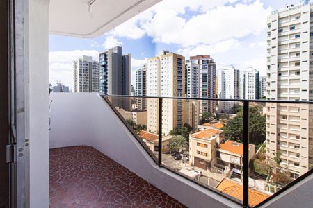 Apartamento à venda com 120m², 3 quartos e 1 vaga Apartamento à venda com 120m², 3 quartos e 1 vagaVaranda