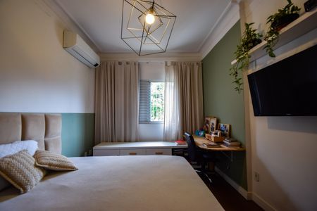 Casa de condomínio à venda com 1000m², 4 quartos e 2 vagas Casa de condomínio à venda com 1000m², 4 quartos e 2 vagasQuarto 3