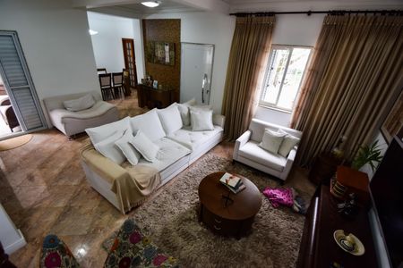 Casa de condomínio à venda com 1000m², 4 quartos e 2 vagas Casa de condomínio à venda com 1000m², 4 quartos e 2 vagasSala