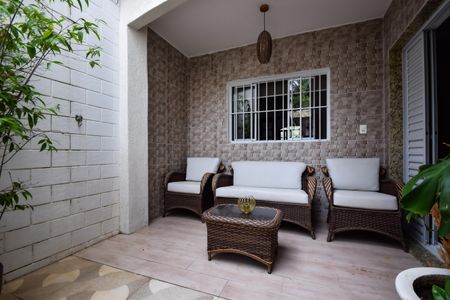 Casa de condomínio à venda com 1000m², 4 quartos e 2 vagas Casa de condomínio à venda com 1000m², 4 quartos e 2 vagasQuintal