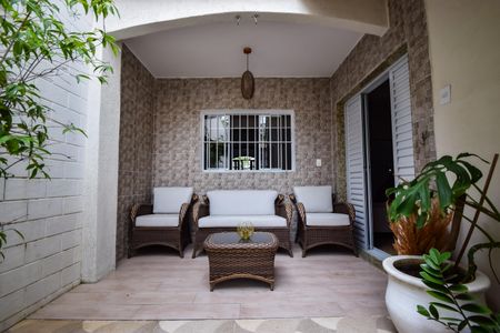 Casa de condomínio à venda com 1000m², 4 quartos e 2 vagas Casa de condomínio à venda com 1000m², 4 quartos e 2 vagasQuintal