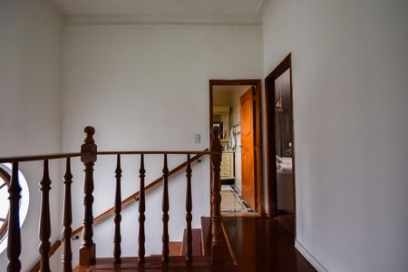 Casa de condomínio à venda com 1000m², 4 quartos e 2 vagas Casa de condomínio à venda com 1000m², 4 quartos e 2 vagasHall