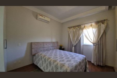 Casa de condomínio à venda com 410m², 5 quartos e 7 vagas
