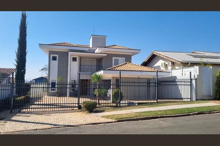Casa de condomínio à venda com 410m², 5 quartos e 7 vagas