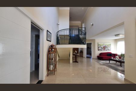 Casa de condomínio à venda com 410m², 5 quartos e 7 vagas