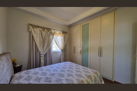 Casa de condomínio à venda com 410m², 5 quartos e 7 vagas
