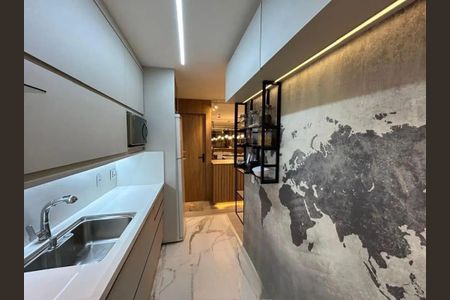 Apartamento à venda com 68m², 2 quartos e 1 vaga