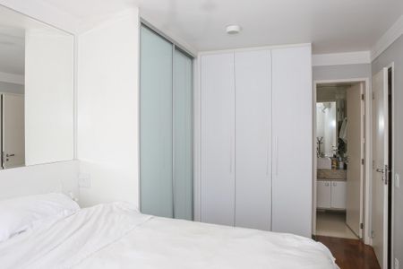Apartamento à venda com 148m², 3 quartos e 2 vagas Apartamento à venda com 148m², 3 quartos e 2 vagasSuíte 1