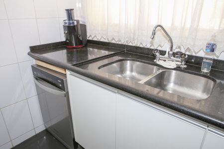 Apartamento à venda com 148m², 3 quartos e 2 vagas Apartamento à venda com 148m², 3 quartos e 2 vagasCozinha