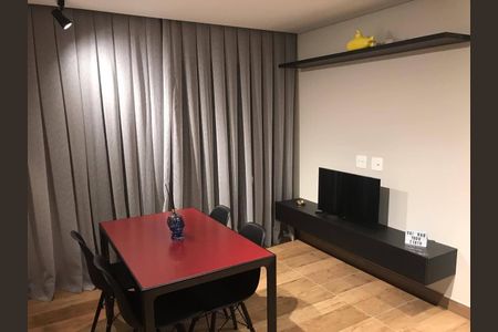 Sala de apartamento à venda com 1 quarto, 41m² em Indianópolis, São Paulo