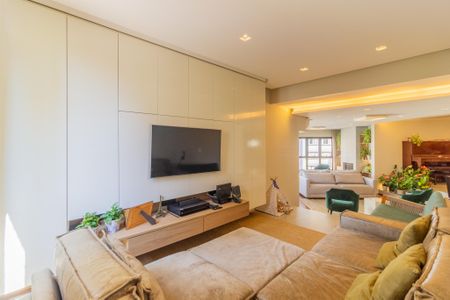 Apartamento para alugar com 207m², 3 quartos e 4 vagas Apartamento para alugar com 207m², 3 quartos e 4 vagasSala