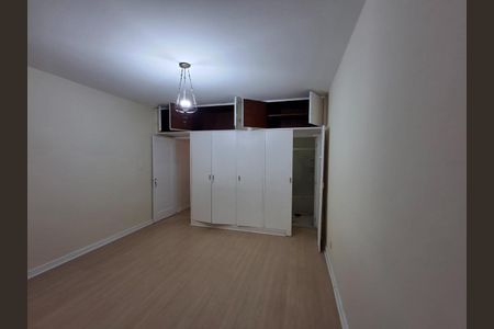 Casa à venda com 160m², 3 quartos e 2 vagas Casa à venda com 160m², 3 quartos e 2 vagasFoto 32