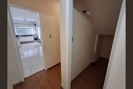 Casa à venda com 160m², 3 quartos e 2 vagas Casa à venda com 160m², 3 quartos e 2 vagasFoto 09
