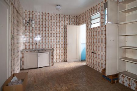 Apartamento à venda com 142m², 2 quartos e sem vaga Apartamento à venda com 142m², 2 quartos e sem vagaCozinha