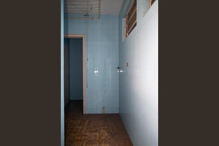 Apartamento à venda com 142m², 2 quartos e sem vaga Apartamento à venda com 142m², 2 quartos e sem vagaBanheiro de Serviço