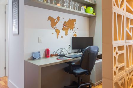 Apartamento à venda com 96m², 2 quartos e 2 vagas Apartamento à venda com 96m², 2 quartos e 2 vagasSala