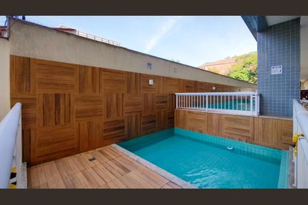 Apartamento à venda com 67m², 2 quartos e 1 vaga Apartamento à venda com 67m², 2 quartos e 1 vagaÁrea comum - Piscina