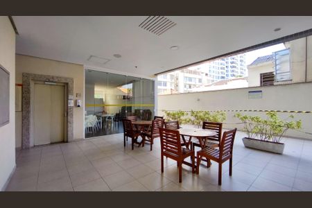 Apartamento à venda com 67m², 2 quartos e 1 vaga Apartamento à venda com 67m², 2 quartos e 1 vagaÁrea comum - Salão de festas