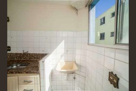 Apartamento à venda com 75m², 2 quartos e 2 vagasÁrea de Serviço