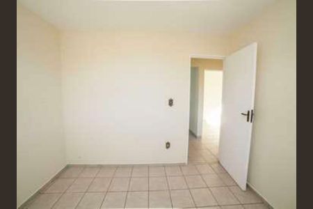 Apartamento à venda com 75m², 2 quartos e 2 vagasQuarto 