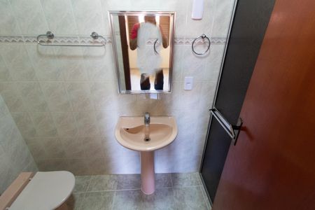 Casa à venda com 202m², 3 quartos e 6 vagas Casa à venda com 202m², 3 quartos e 6 vagasBanheiro da Suíte