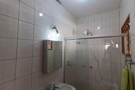 Casa à venda com 202m², 3 quartos e 6 vagas Casa à venda com 202m², 3 quartos e 6 vagasBanheiro de Serviço