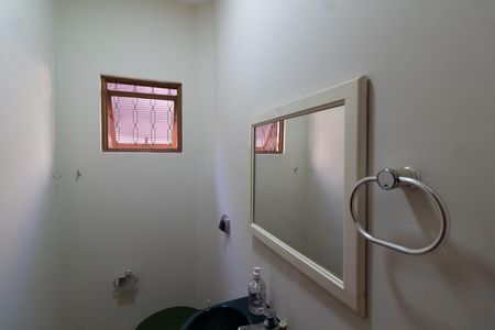 Casa à venda com 202m², 3 quartos e 6 vagas Casa à venda com 202m², 3 quartos e 6 vagasLavabo