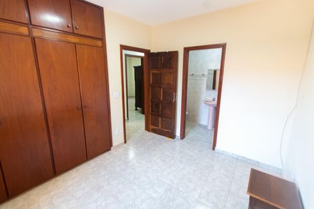 Casa à venda com 202m², 3 quartos e 6 vagas Casa à venda com 202m², 3 quartos e 6 vagasSuíte