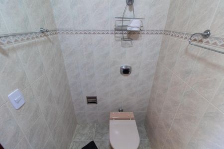 Casa à venda com 202m², 3 quartos e 6 vagas Casa à venda com 202m², 3 quartos e 6 vagasBanheiro da Suíte