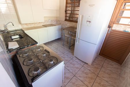Casa à venda com 202m², 3 quartos e 6 vagas Casa à venda com 202m², 3 quartos e 6 vagasÁrea Externa