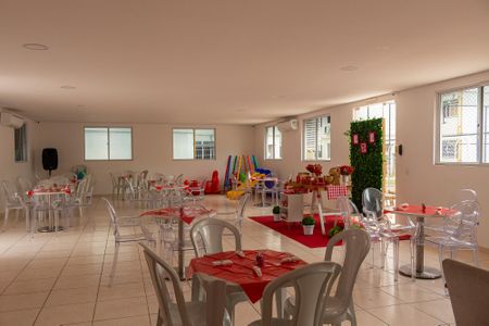 Apartamento para alugar com 67m², 3 quartos e 1 vaga Apartamento para alugar com 67m², 3 quartos e 1 vagaÁrea comum - Salão de festas