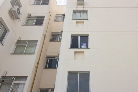 Apartamento para alugar com 67m², 3 quartos e 1 vaga Apartamento para alugar com 67m², 3 quartos e 1 vagaFachada