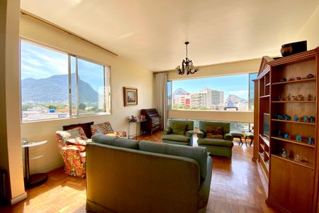 Apartamento à venda com 180m², 4 quartos e 1 vagaSala