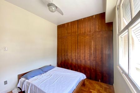 Apartamento à venda com 180m², 4 quartos e 1 vagaQuarto 2